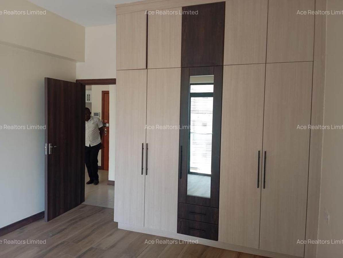 1 Bed Apartment with En Suite at Kilimani Estate Nairobi - 5