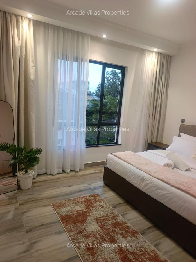 Serviced 2 Bed Apartment with En Suite in Brookside - 7