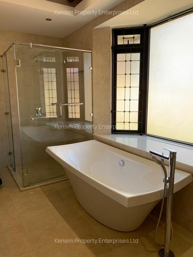 5 Bed Townhouse with En Suite in Kitisuru - 2