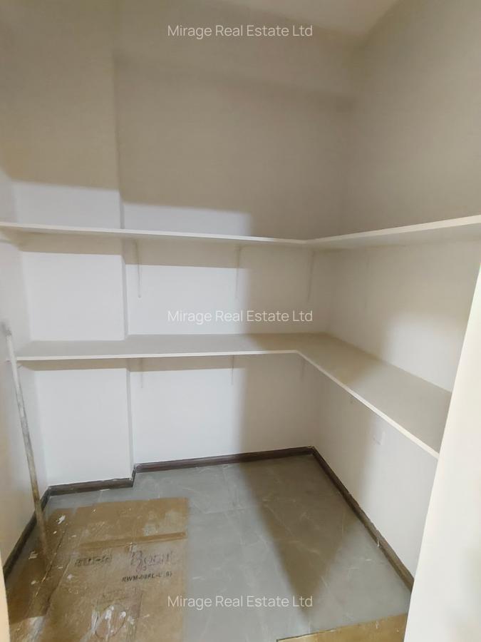2 Bed Apartment with En Suite in Kileleshwa - 16