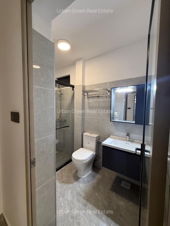 2 Bed Apartment with En Suite in Lavington - 9