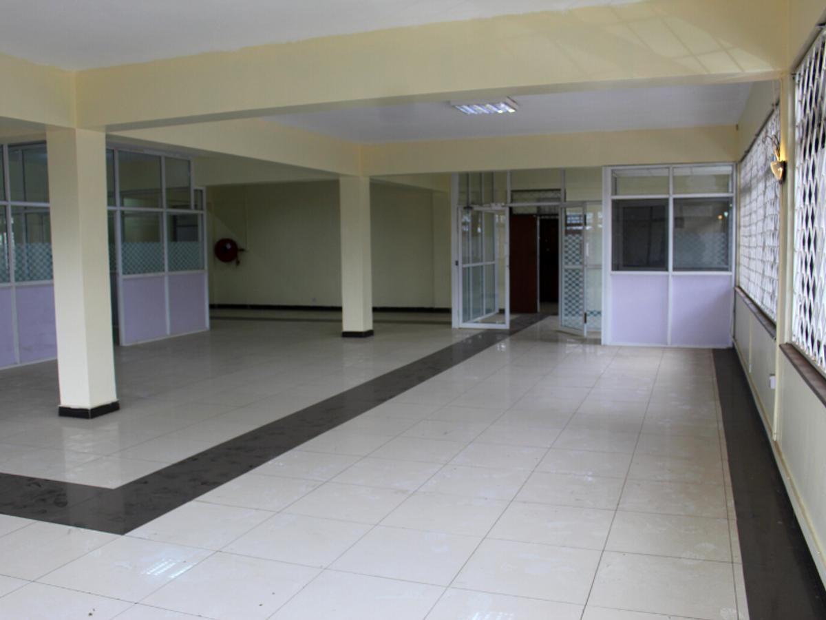 Commercial Property with Parking in Ruaraka - 3