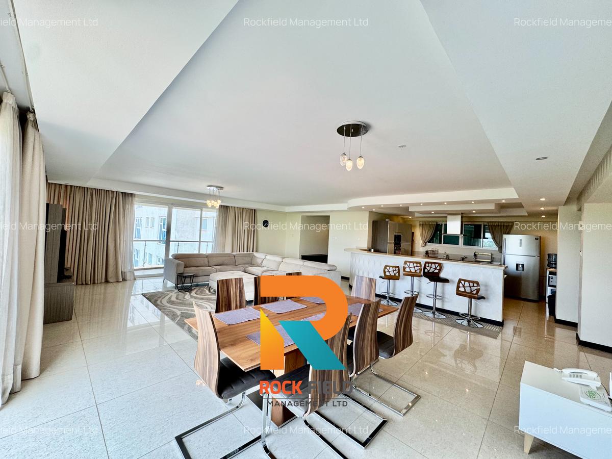 Furnished 3 Bed Apartment with En Suite in Riverside - 4