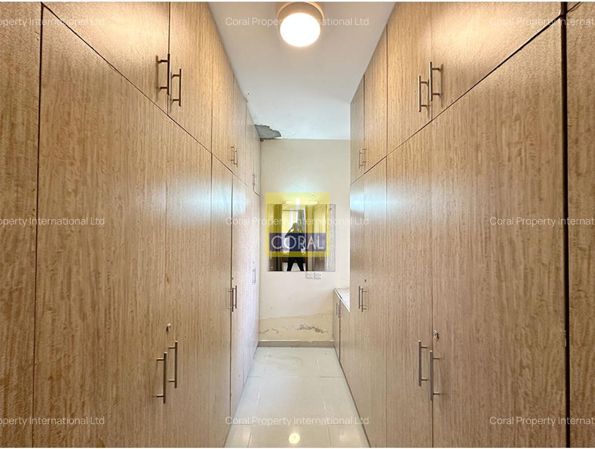 4 Bed Townhouse with Borehole in Westlands Area - 13