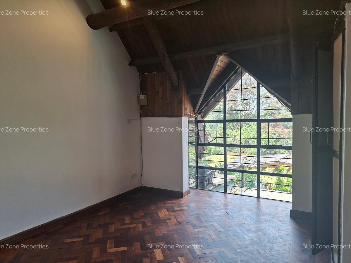 3 Bed House with En Suite at Nyari - 19