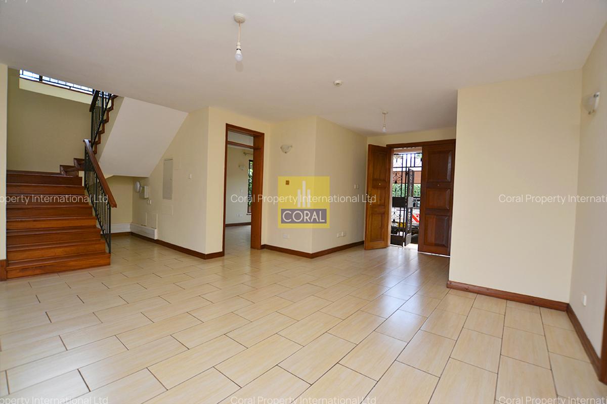 4 Bed House with Swimming Pool in Runda - 5