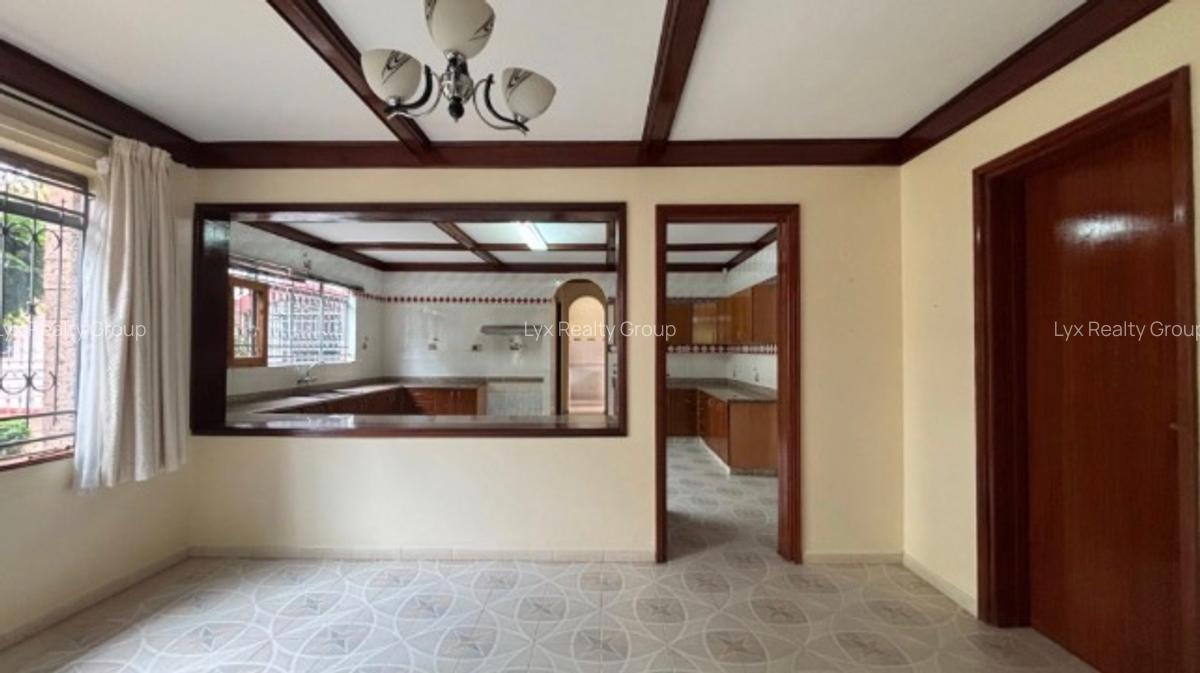 5 Bed Villa with En Suite in Runda - 13