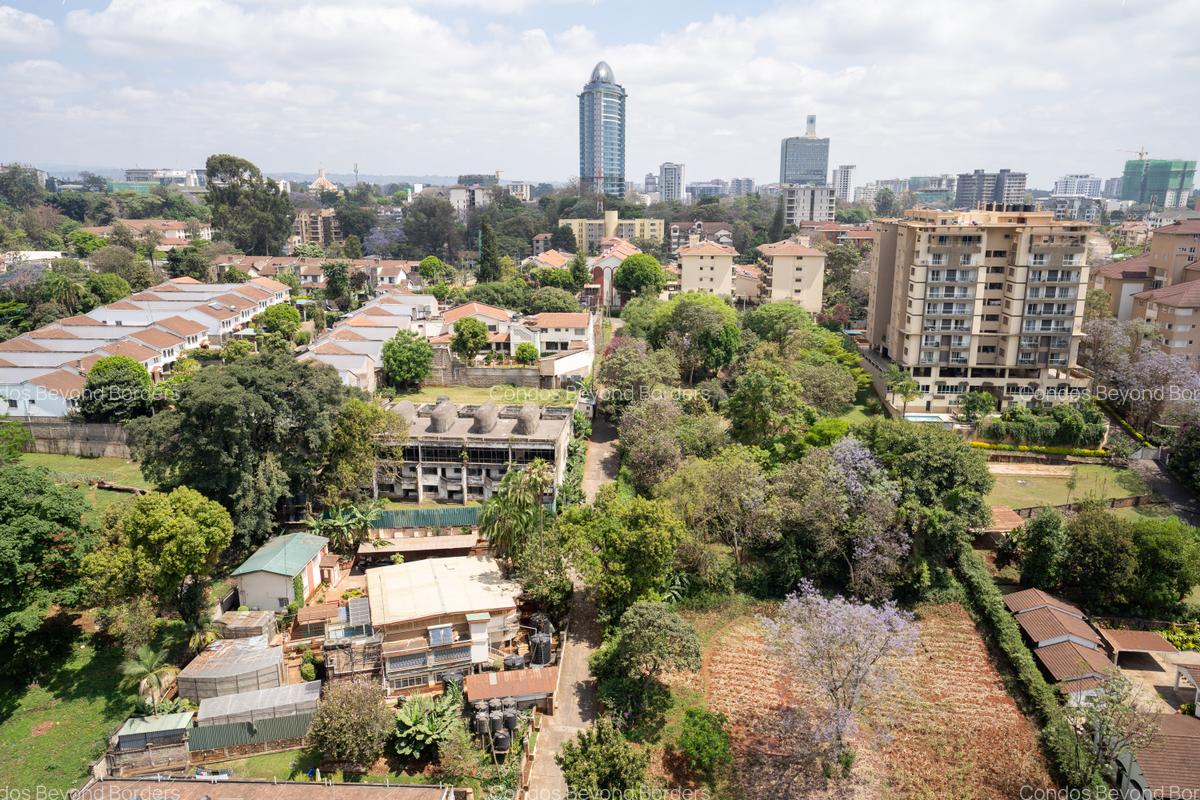 Serviced 2 Bed Apartment with En Suite at Riverside Drive - 14