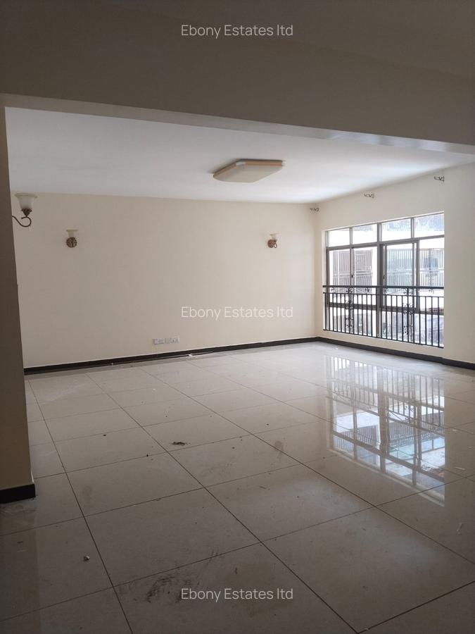 3 Bed Apartment with En Suite in Lavington - 2
