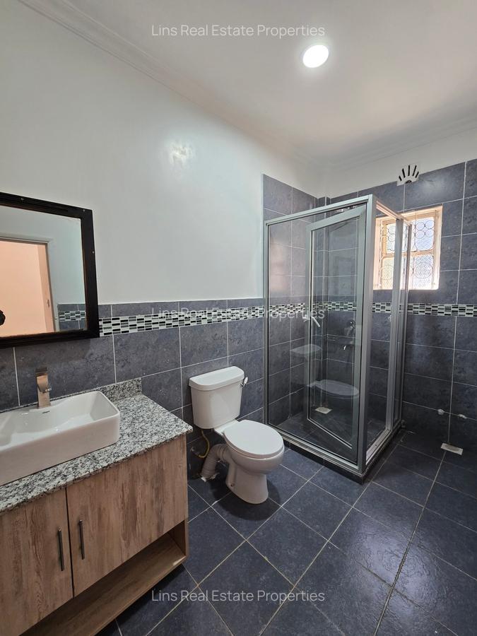 4 Bed House with En Suite in Kitisuru - 18