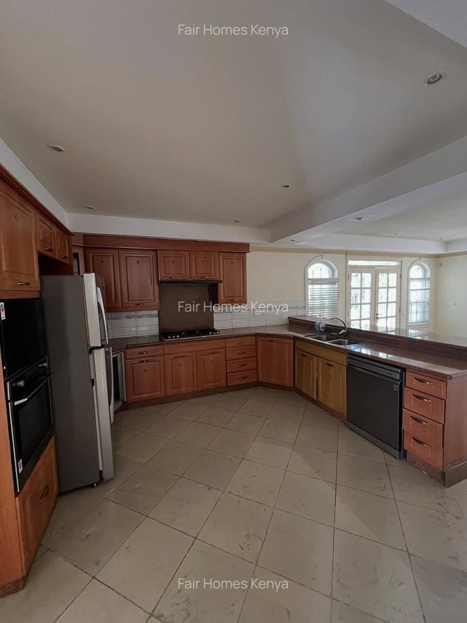 4 Bed Townhouse with En Suite at Old Kitisuru - 9