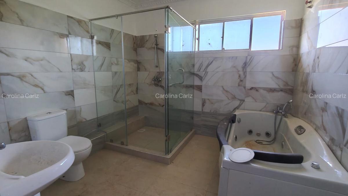 4 Bed Townhouse with En Suite at Old Kitisuru - 10