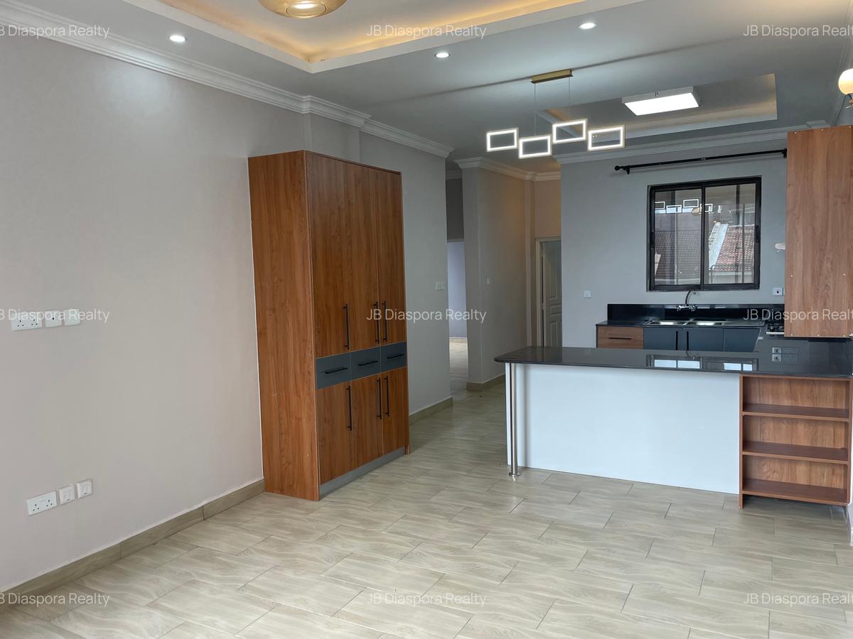 2 Bed Apartment with Gym at Lantana Road - 1