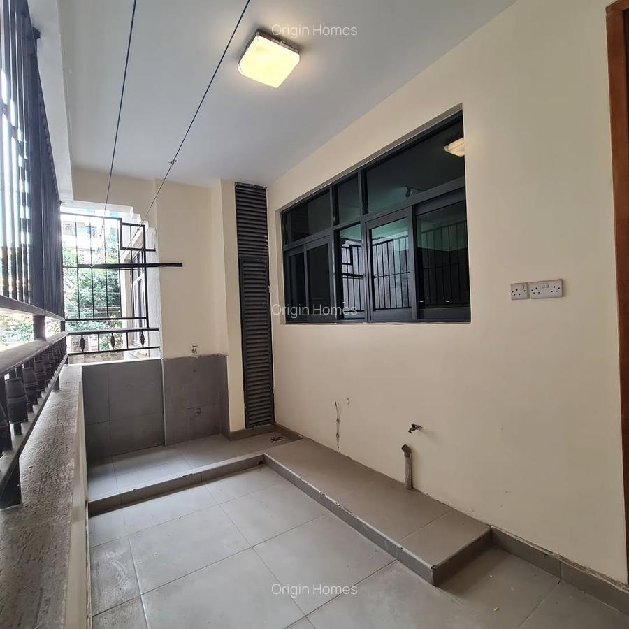 3 Bed Apartment with En Suite at Parkland - 15