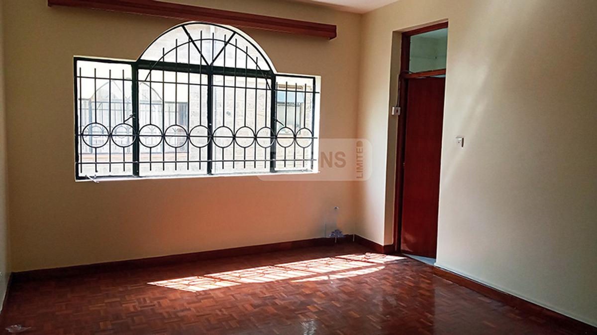 3 Bed Apartment with En Suite at Kilimani - 4