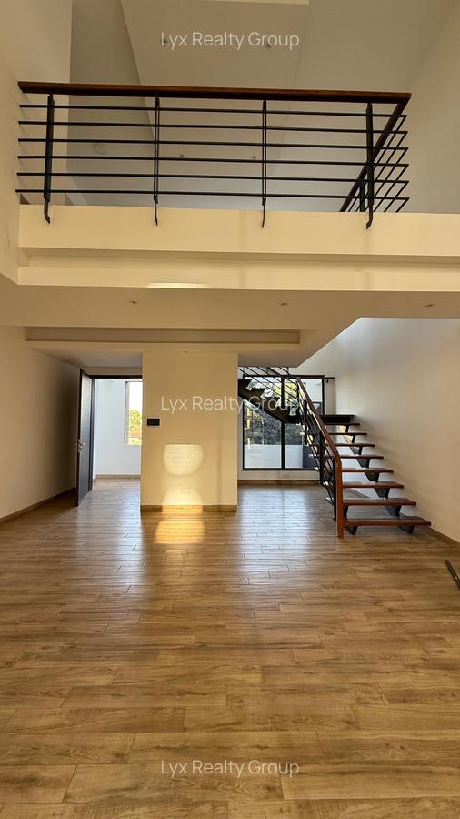 3 Bed Apartment with En Suite in Riverside - 1