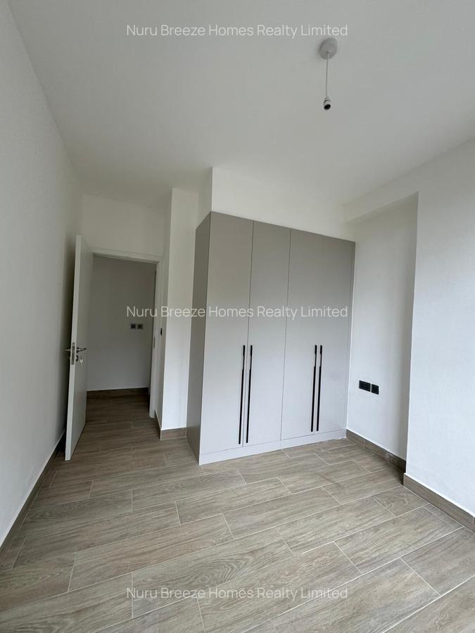 3 Bed Apartment with En Suite in Riverside - 10