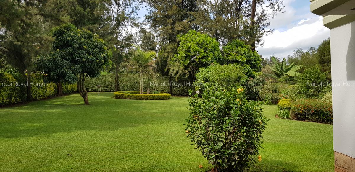 5 Bed House with En Suite at Rosslyn Heights - 15