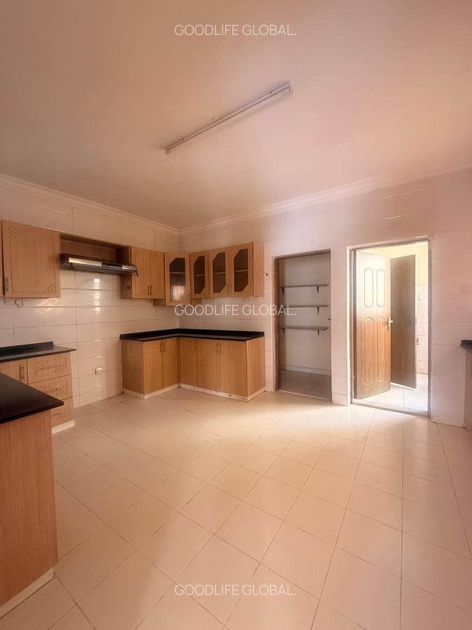 3 Bed Apartment with En Suite at Kileleshwa - 5