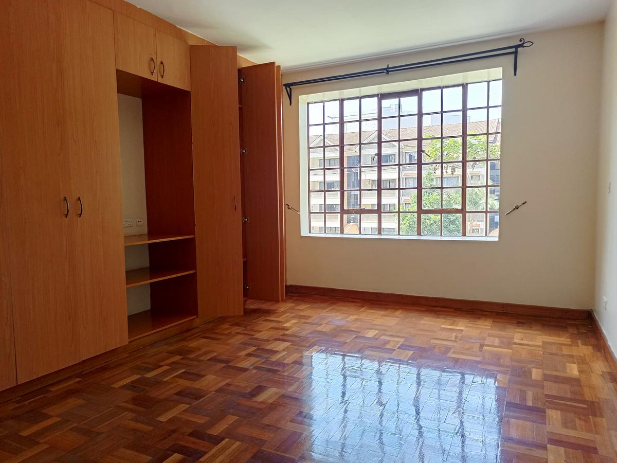 2 Bed Apartment with En Suite in Rhapta Road - 10