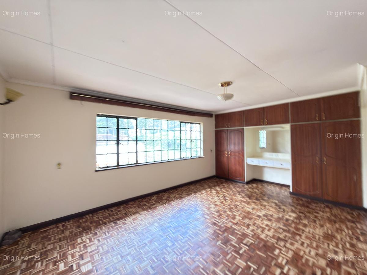 4 Bed Townhouse with En Suite at Kileleshwa - 4