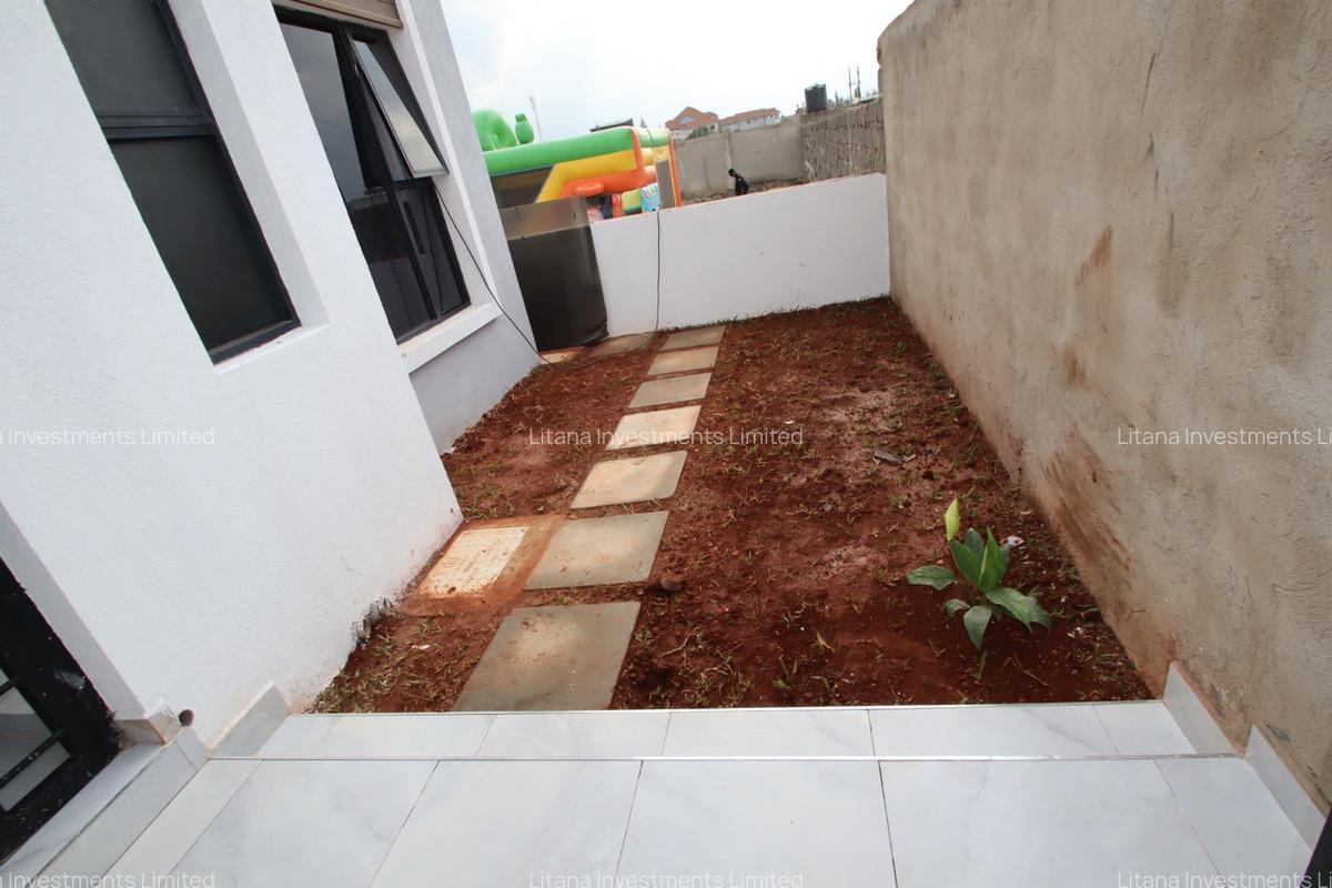 4 Bed Villa with En Suite at Kamakis Corner - 8