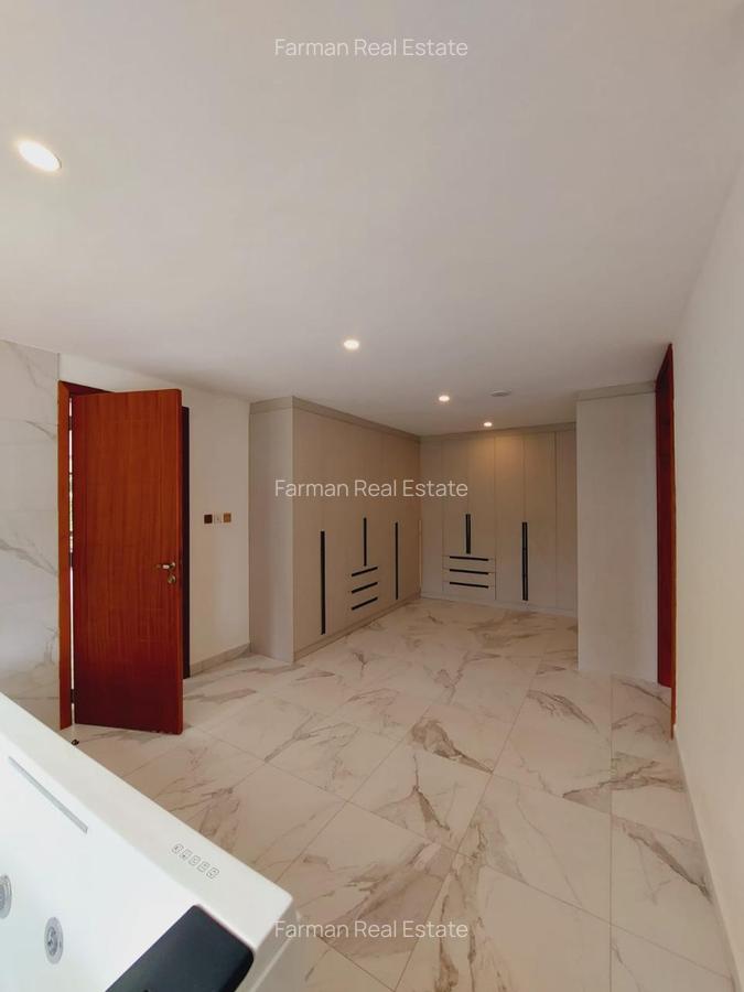 5 Bed Villa with En Suite in Karen - 9