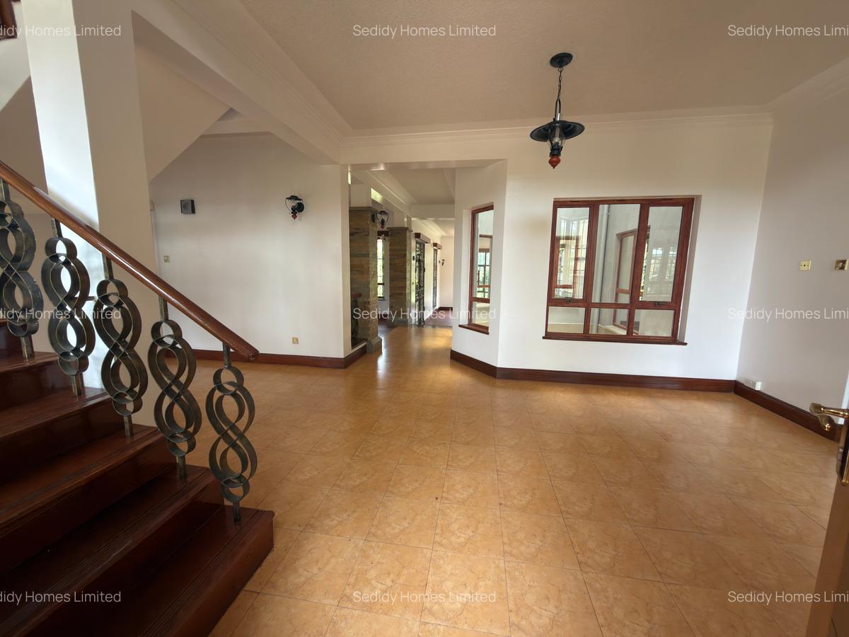 5 Bed Townhouse with En Suite in Runda - 5