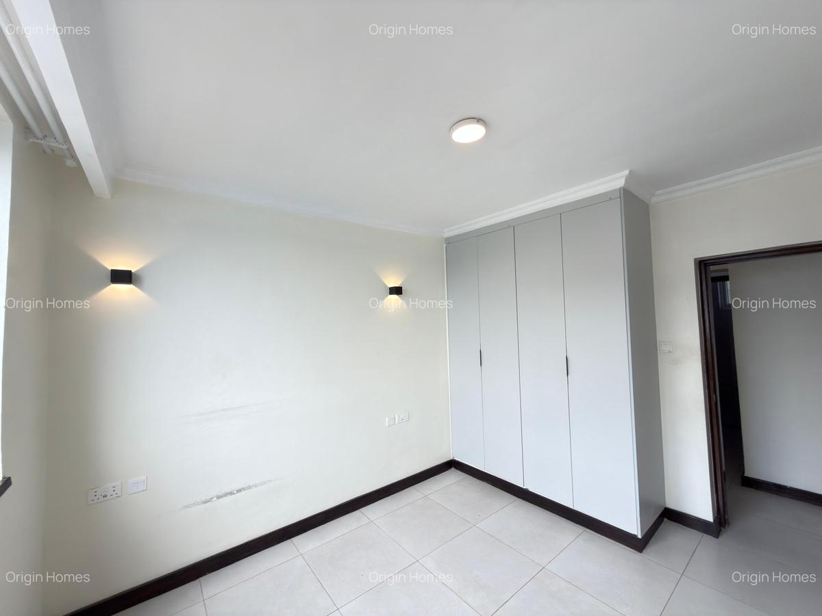 3 Bed Apartment with En Suite at Mombasa Road - 13