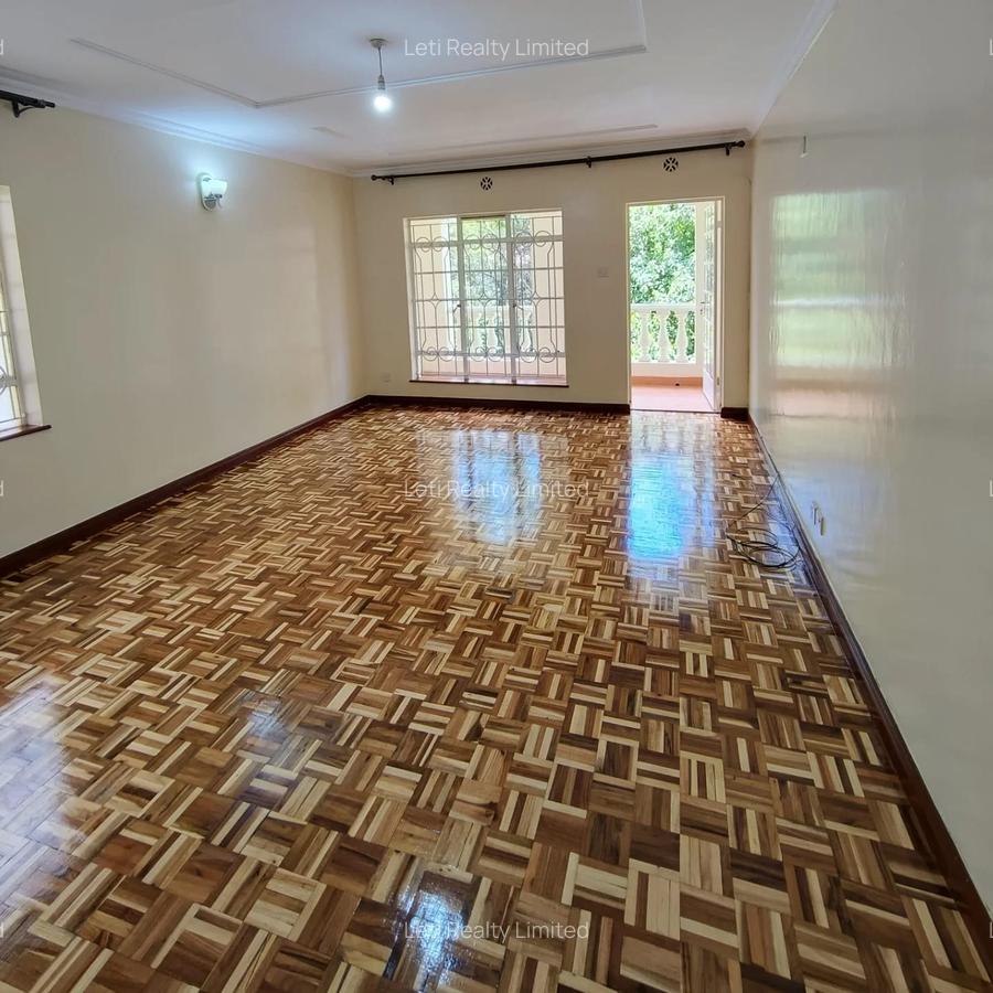 4 Bed Townhouse with En Suite in Lavington - 10