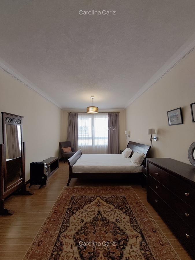 Furnished 3 Bed Apartment with En Suite at Brookside Drive - 20