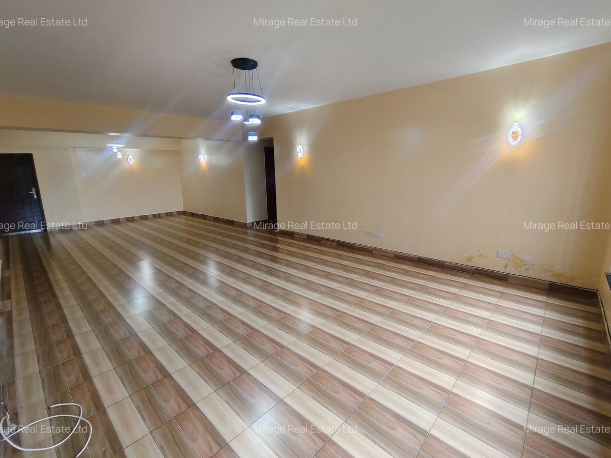 4 Bed Apartment with En Suite in Kilimani - 11