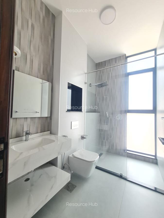 5 Bed House with En Suite at Nyari - 16