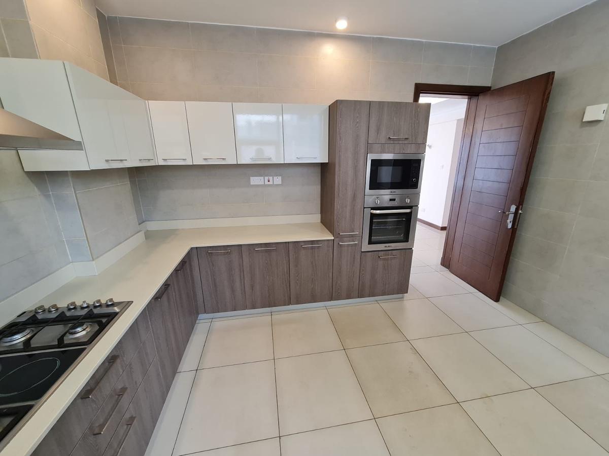 4 Bed Apartment with En Suite at General Mathenge - 5