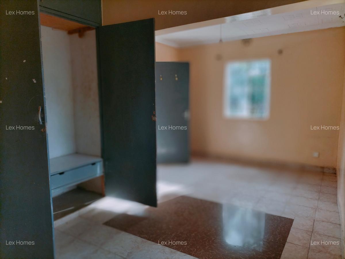 6 Bed House with En Suite in Ongata Rongai - 8