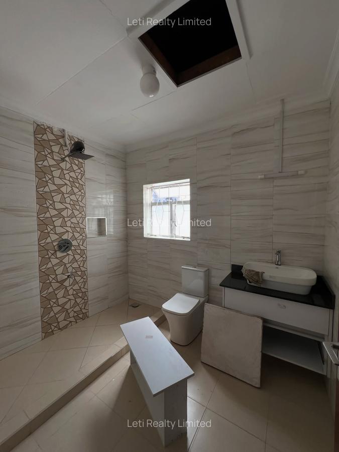4 Bed Townhouse with En Suite in Kilimani - 13