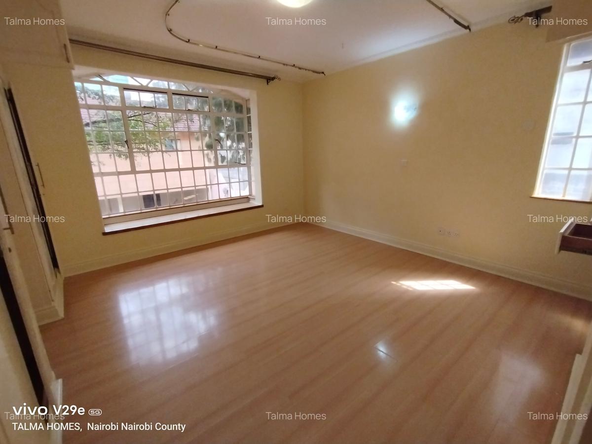 3 Bed Apartment with En Suite at Kilimani - 11