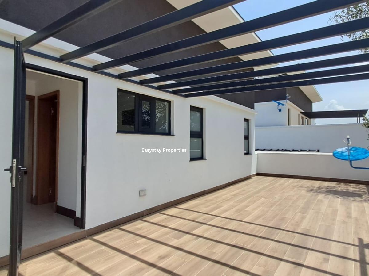 4 Bed Townhouse with En Suite in Kitisuru - 14