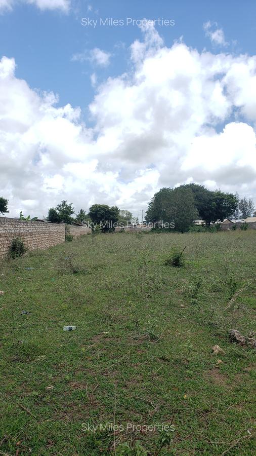 5 ac Land at Mavueni - 4