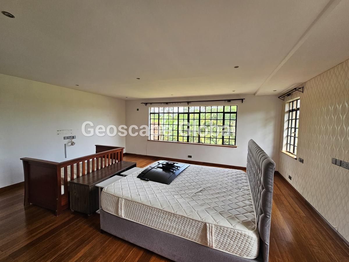 5 Bed House with En Suite in Kitisuru - 14