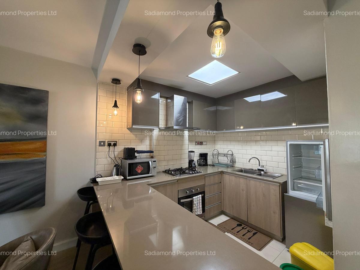 Furnished 1 Bed Apartment with En Suite at Riverside Drive - 2