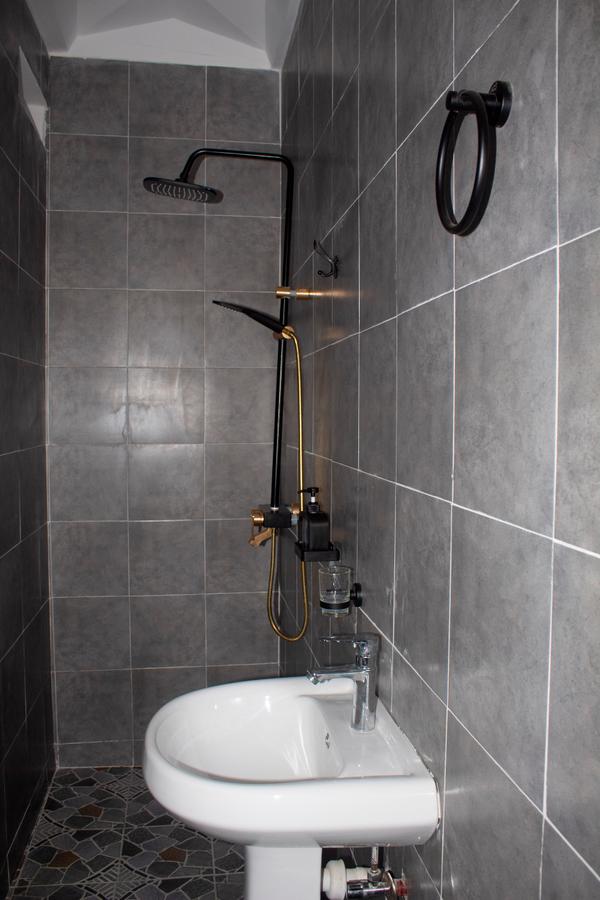 Serviced 1 Bed Apartment with Borehole at Bofa - 4