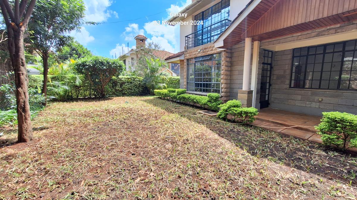 4 Bed Townhouse with En Suite in Lavington - 4