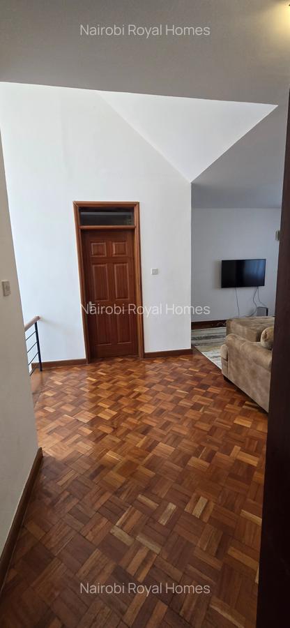 5 Bed Townhouse with En Suite at Lavington Green - 16