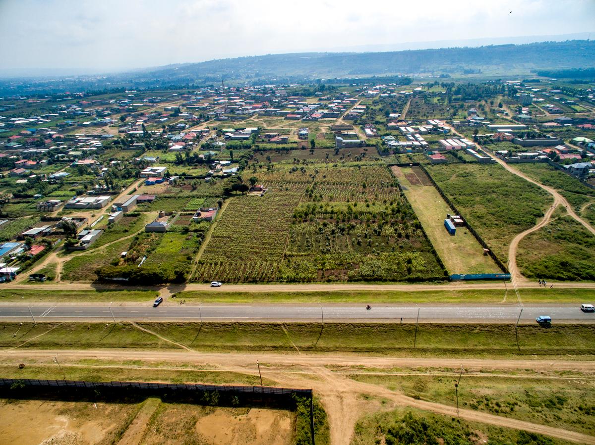 7 ac Land at Naivasha-Nakuru Highway - 2