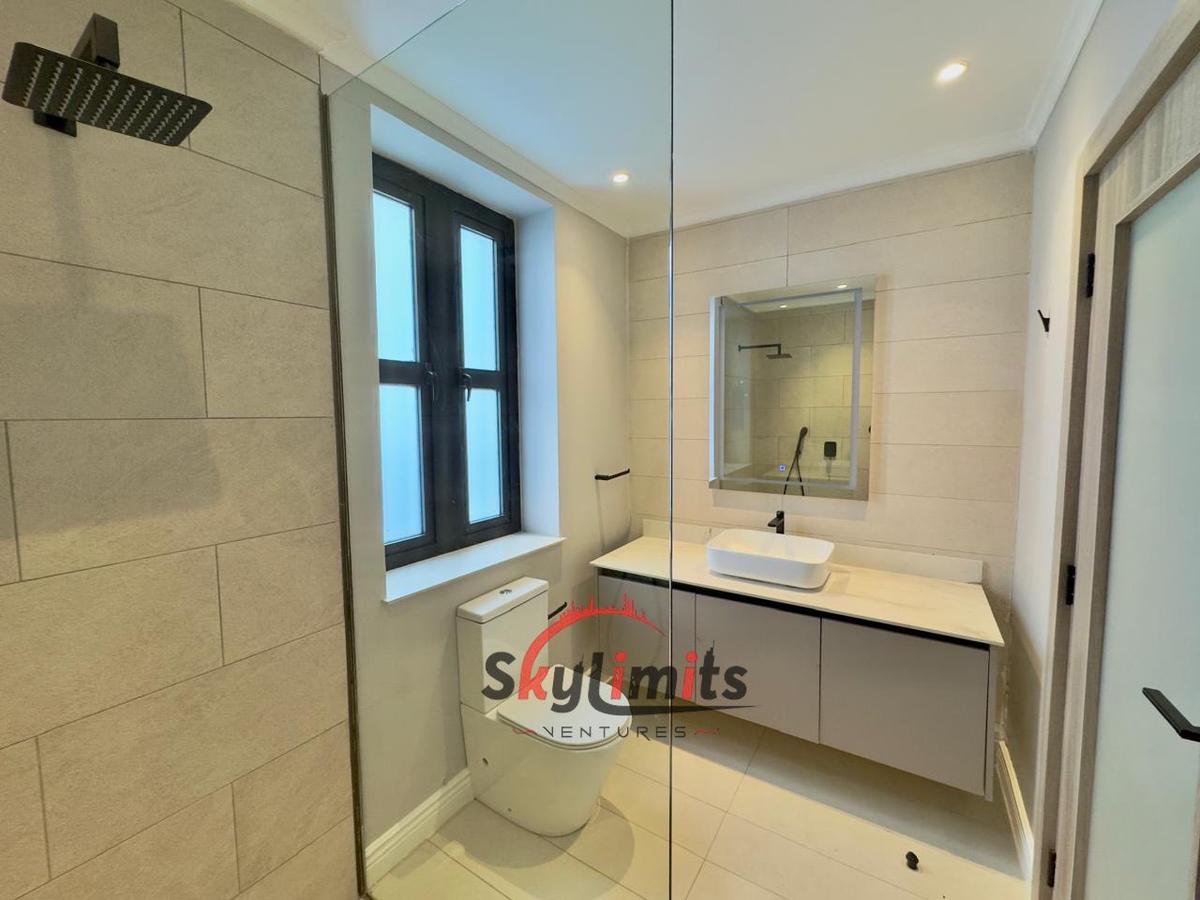 3 Bed Apartment with En Suite at Runda - 17