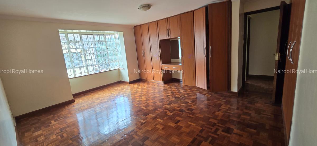4 Bed Townhouse with En Suite at Kileleshwa Road - 16