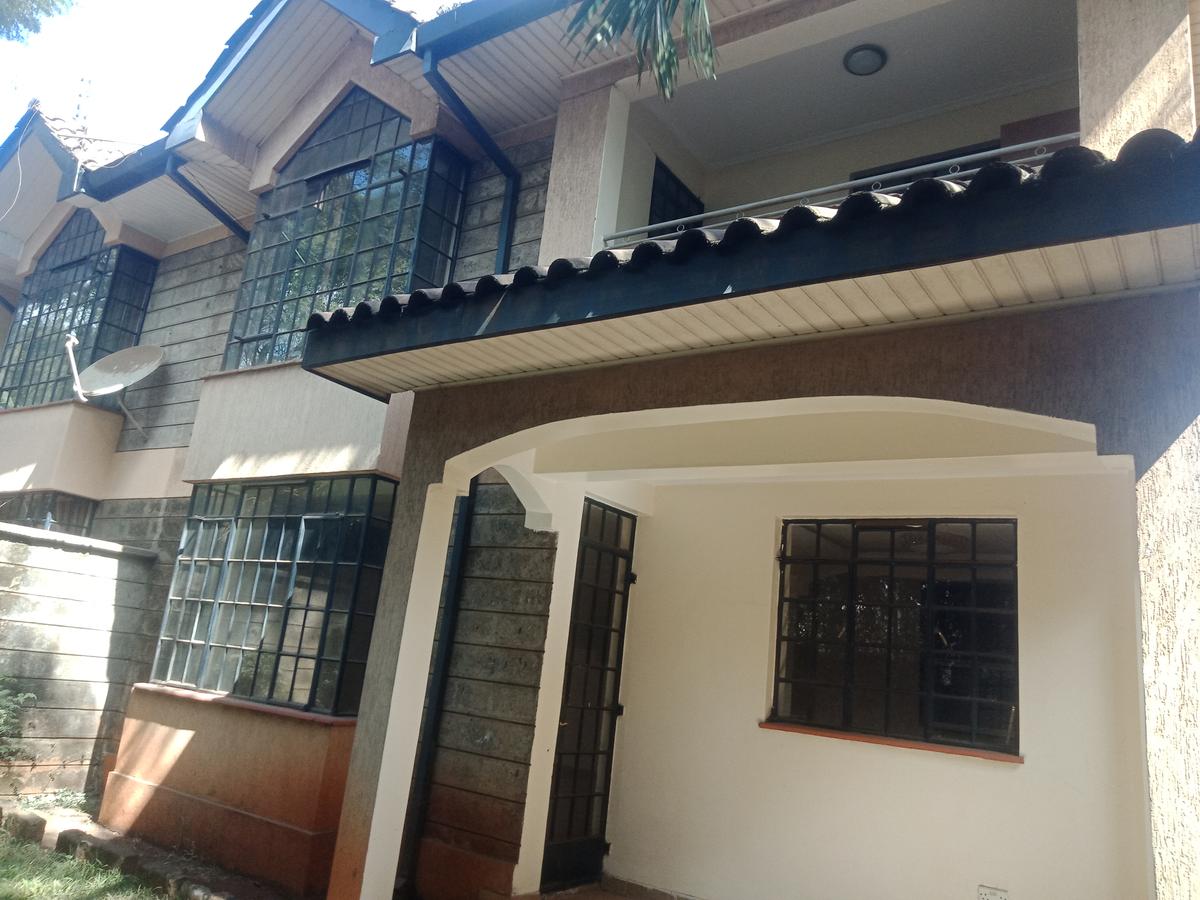 4 Bed Townhouse with En Suite in Lavington - 4