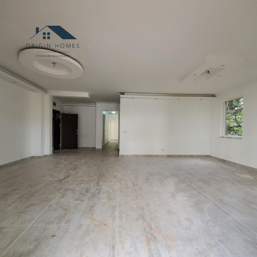 3 Bed Apartment with En Suite at Lavington - 2