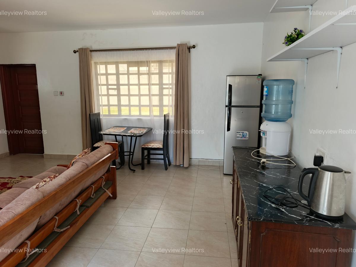 1 Bed Villa with En Suite at Lavington - 14